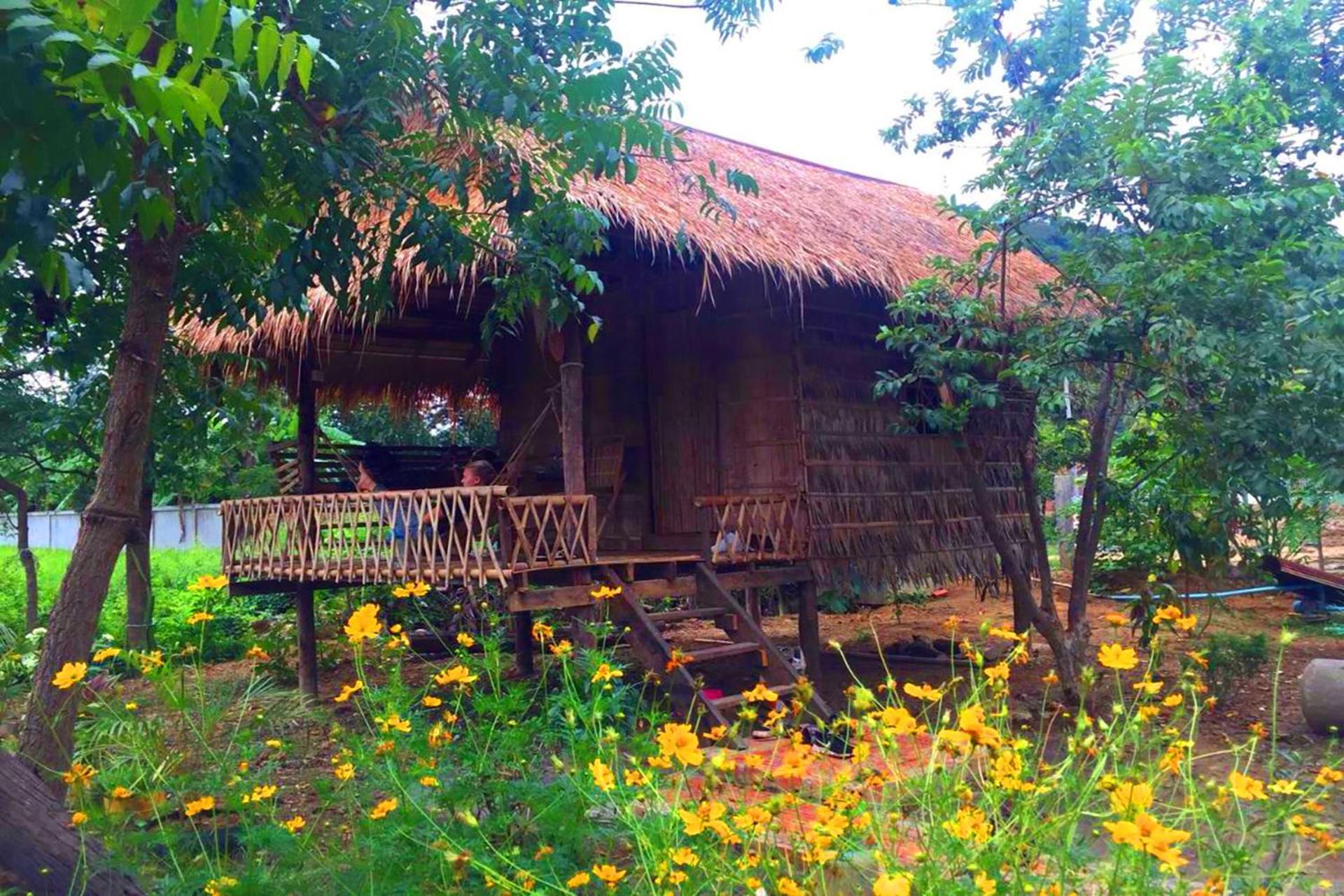 Family Batcave Homestay باتامبانغ المظهر الخارجي الصورة
