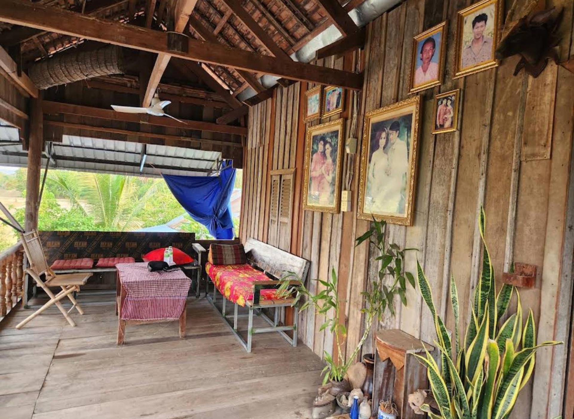Family Batcave Homestay باتامبانغ المظهر الخارجي الصورة